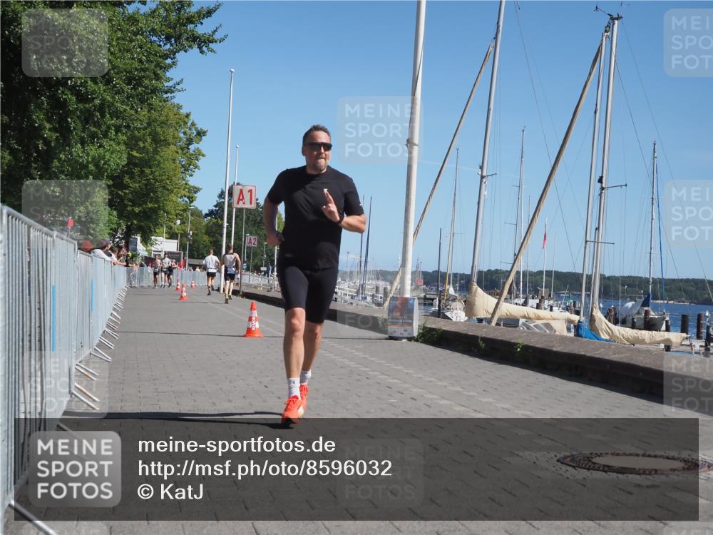 17.08.2025 - KN Förde Triathlon 2025 KatJ http://msf.ph/oto/8596032 17.08.2025 11:43:40 Laufen 263, 281 meine-sportfotos.de