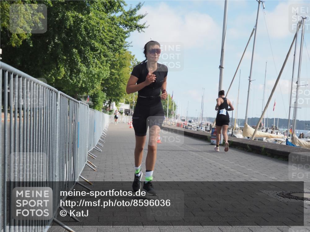 17.08.2025 - KN Förde Triathlon 2025 KatJ http://msf.ph/oto/8596036 17.08.2025 10:25:15 Laufen 200 meine-sportfotos.de