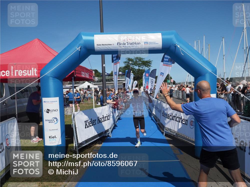 17.08.2025 - KN Förde Triathlon 2025 MichiJ http://msf.ph/oto/8596067 17.08.2025 13:57:53 Laufen 529 meine-sportfotos.de