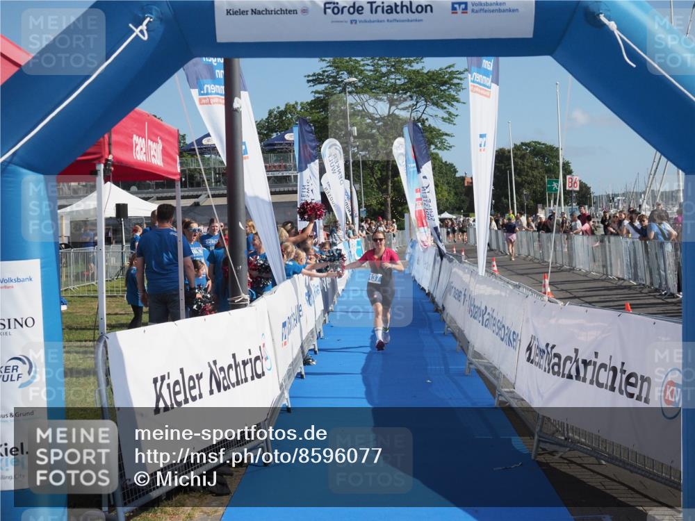 17.08.2025 - KN Förde Triathlon 2025 MichiJ http://msf.ph/oto/8596077 17.08.2025 10:40:20 Laufen 137 meine-sportfotos.de