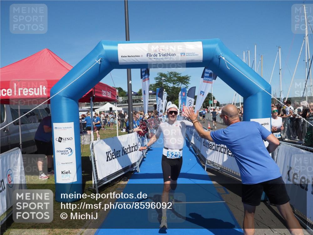 17.08.2025 - KN Förde Triathlon 2025 MichiJ http://msf.ph/oto/8596092 17.08.2025 13:57:54 Laufen 430, 529 meine-sportfotos.de