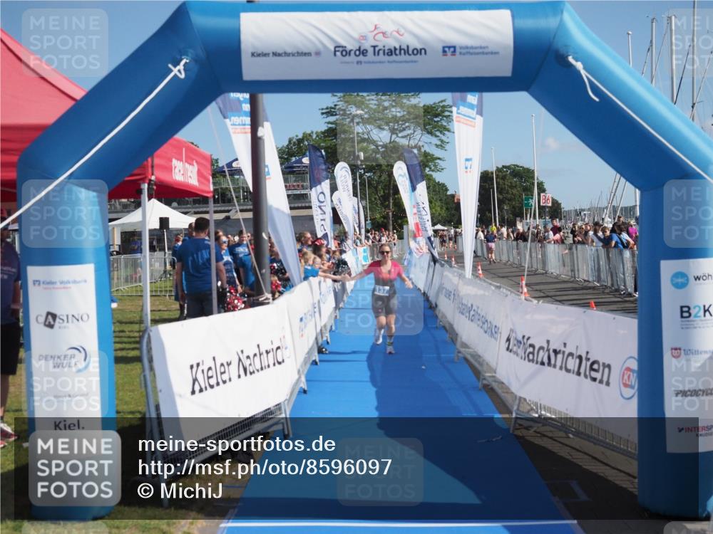 17.08.2025 - KN Förde Triathlon 2025 MichiJ http://msf.ph/oto/8596097 17.08.2025 10:40:21 Laufen 137 meine-sportfotos.de