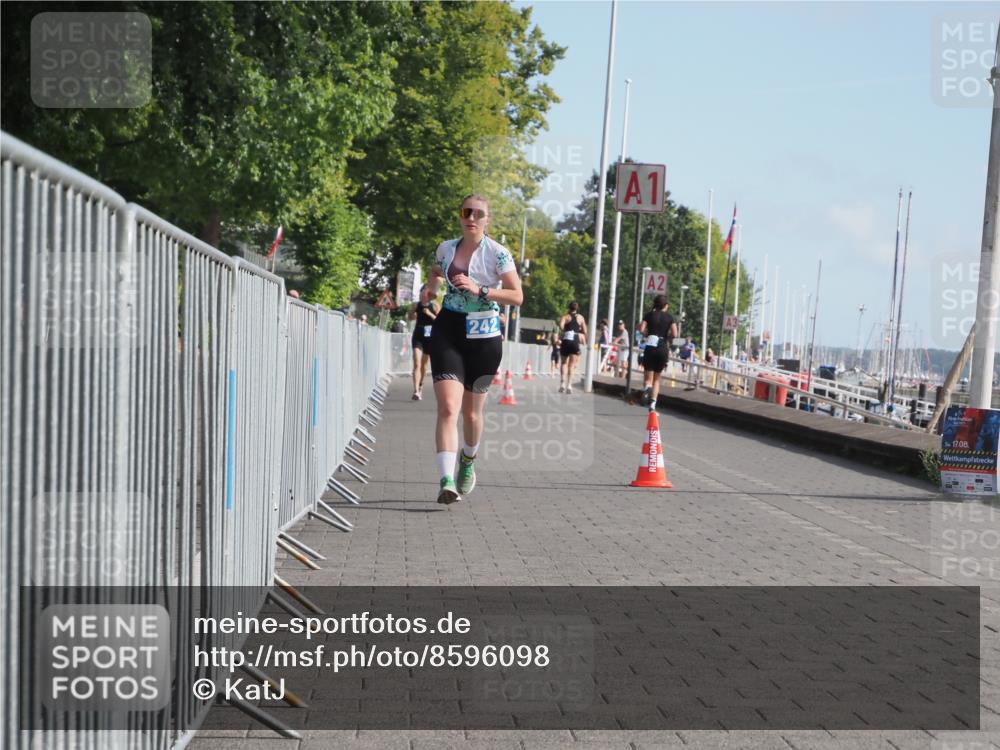 17.08.2025 - KN Förde Triathlon 2025 KatJ http://msf.ph/oto/8596098 17.08.2025 10:25:31 Laufen 242 meine-sportfotos.de