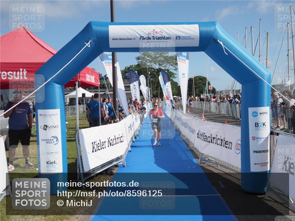 17.08.2025 - KN Förde Triathlon 2025 MichiJ http://msf.ph/oto/8596125 17.08.2025 10:40:21 Laufen 137 meine-sportfotos.de
