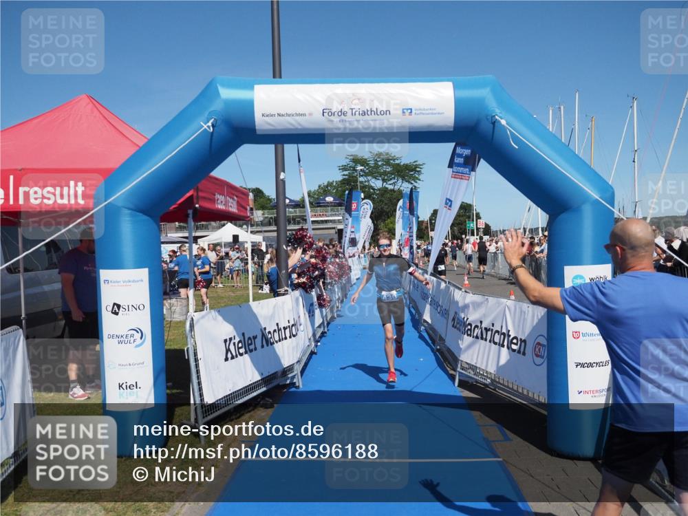 17.08.2025 - KN Förde Triathlon 2025 MichiJ http://msf.ph/oto/8596188 17.08.2025 13:57:58 Laufen 430, 529 meine-sportfotos.de