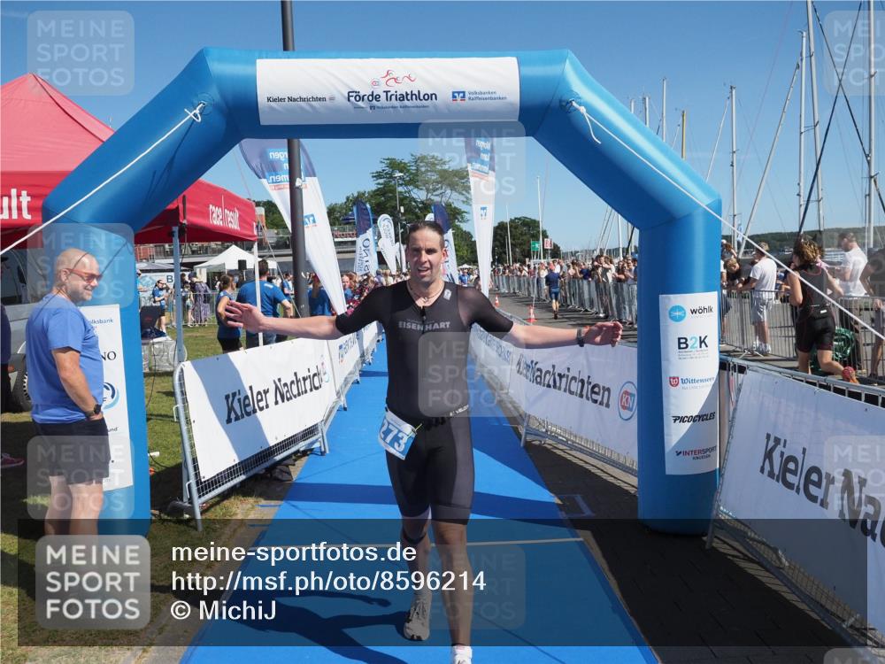 17.08.2025 - KN Förde Triathlon 2025 MichiJ http://msf.ph/oto/8596214 17.08.2025 12:05:27 Laufen 273 meine-sportfotos.de