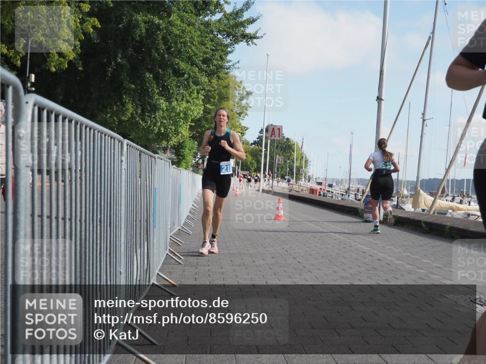 17.08.2025 - KN Förde Triathlon 2025 KatJ http://msf.ph/oto/8596250 17.08.2025 10:25:42 Laufen 218, 244 meine-sportfotos.de