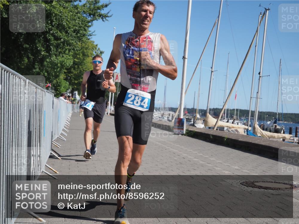 17.08.2025 - KN Förde Triathlon 2025 KatJ http://msf.ph/oto/8596252 17.08.2025 11:44:00 Laufen 271, 284, 643 meine-sportfotos.de
