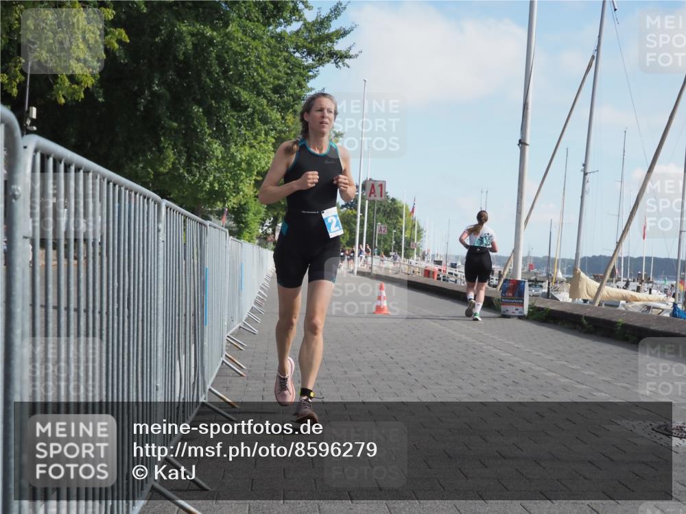 17.08.2025 - KN Förde Triathlon 2025 KatJ http://msf.ph/oto/8596279 17.08.2025 10:25:43 Laufen 218, 244 meine-sportfotos.de