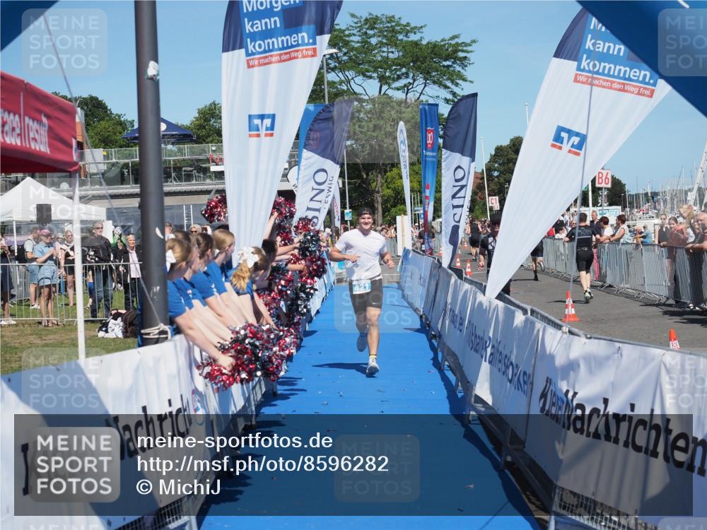 17.08.2025 - KN Förde Triathlon 2025 MichiJ http://msf.ph/oto/8596282 17.08.2025 13:58:10 Laufen 421 meine-sportfotos.de