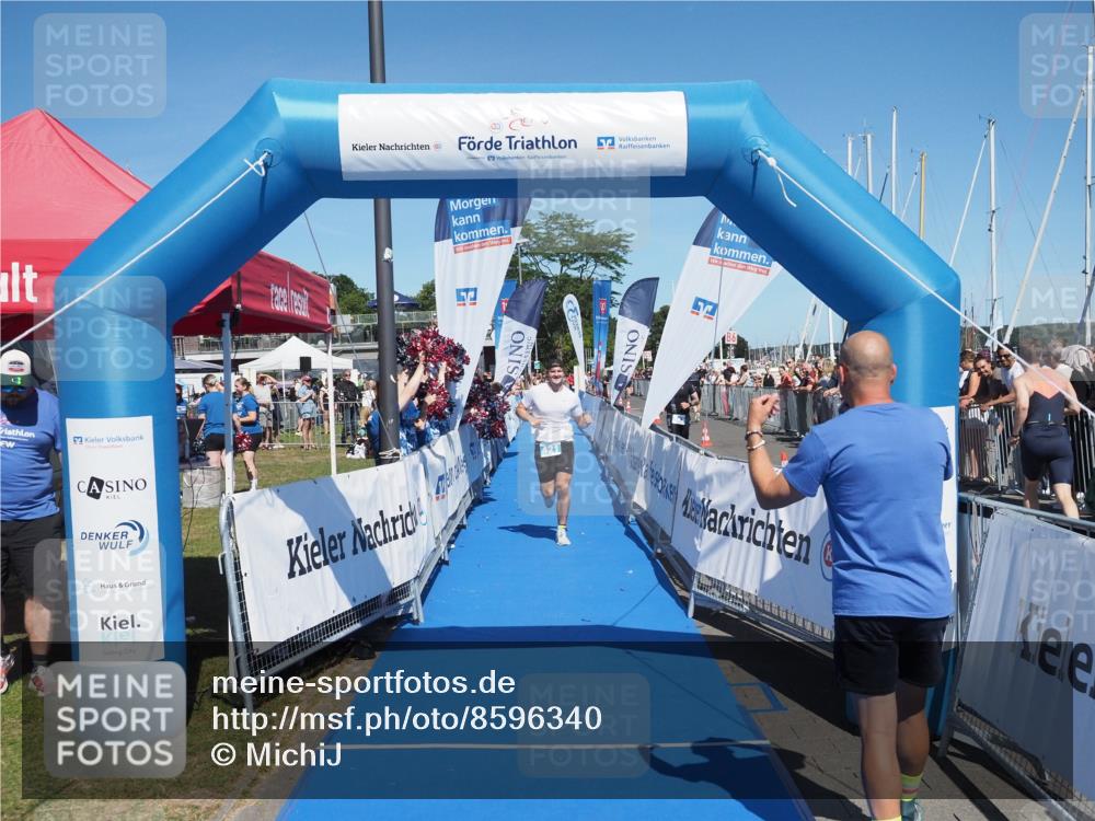 17.08.2025 - KN Förde Triathlon 2025 MichiJ http://msf.ph/oto/8596340 17.08.2025 13:58:11 Laufen 421 meine-sportfotos.de