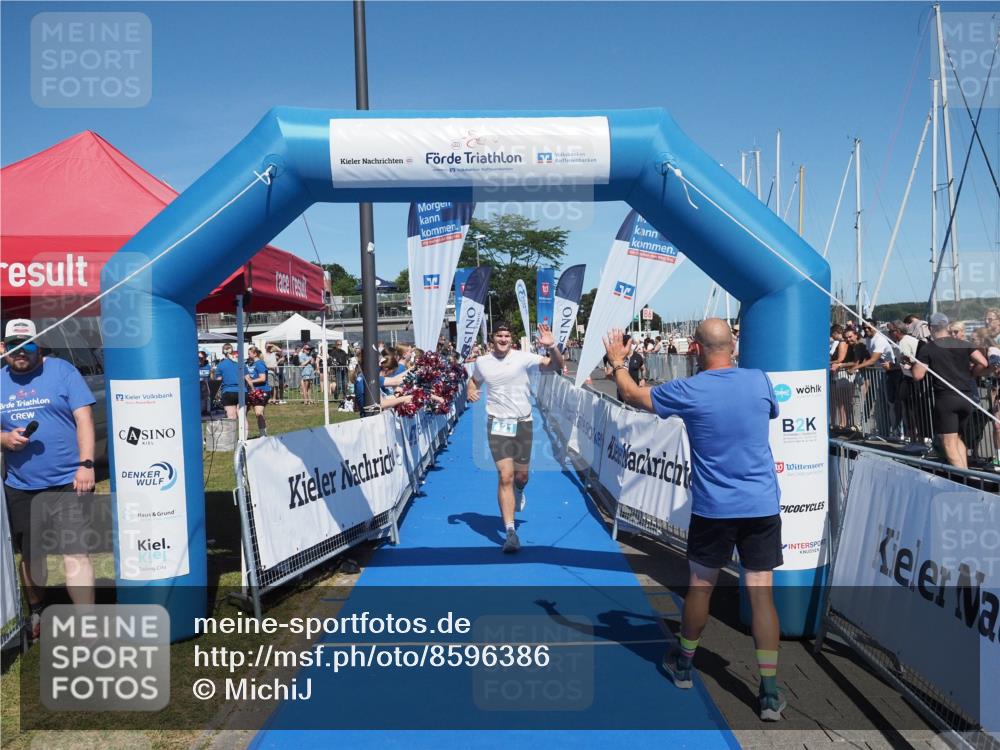 17.08.2025 - KN Förde Triathlon 2025 MichiJ http://msf.ph/oto/8596386 17.08.2025 13:58:12 Laufen 421 meine-sportfotos.de