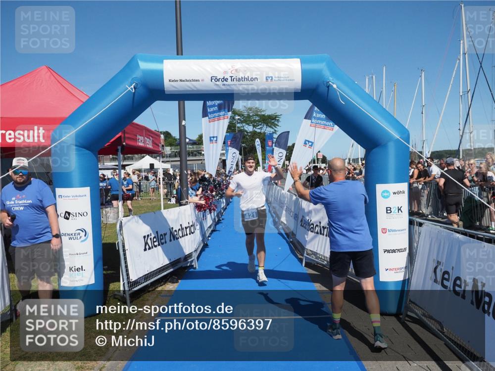 17.08.2025 - KN Förde Triathlon 2025 MichiJ http://msf.ph/oto/8596397 17.08.2025 13:58:12 Laufen 421 meine-sportfotos.de