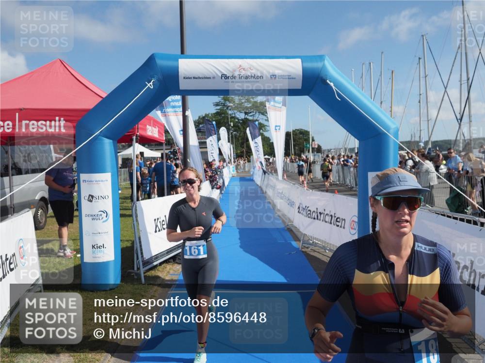 17.08.2025 - KN Förde Triathlon 2025 MichiJ http://msf.ph/oto/8596448 17.08.2025 10:40:56 Laufen 161, 181 meine-sportfotos.de