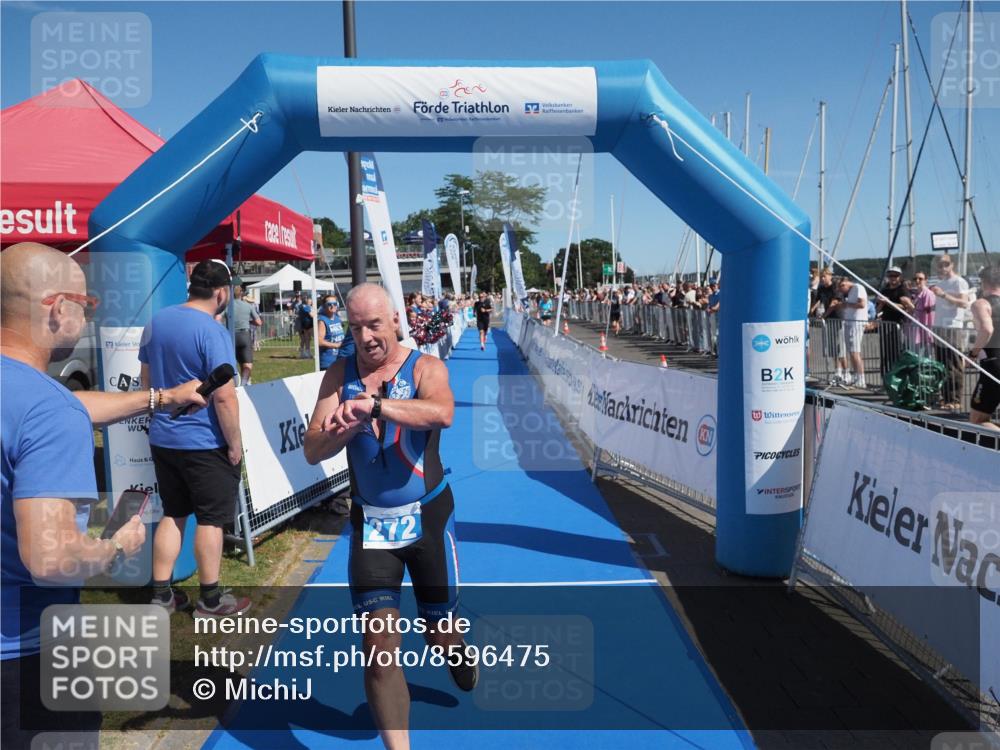 17.08.2025 - KN Förde Triathlon 2025 MichiJ http://msf.ph/oto/8596475 17.08.2025 12:06:07 Laufen 272 meine-sportfotos.de