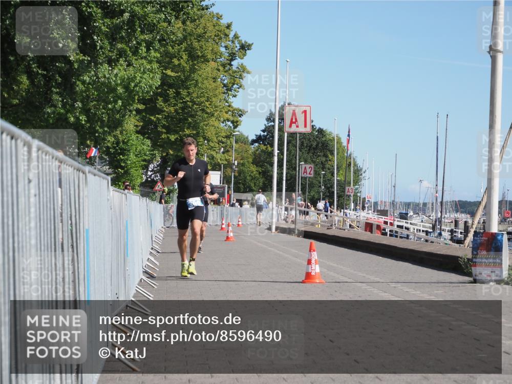 17.08.2025 - KN Förde Triathlon 2025 KatJ http://msf.ph/oto/8596490 17.08.2025 11:44:36 Laufen 295, 309 meine-sportfotos.de