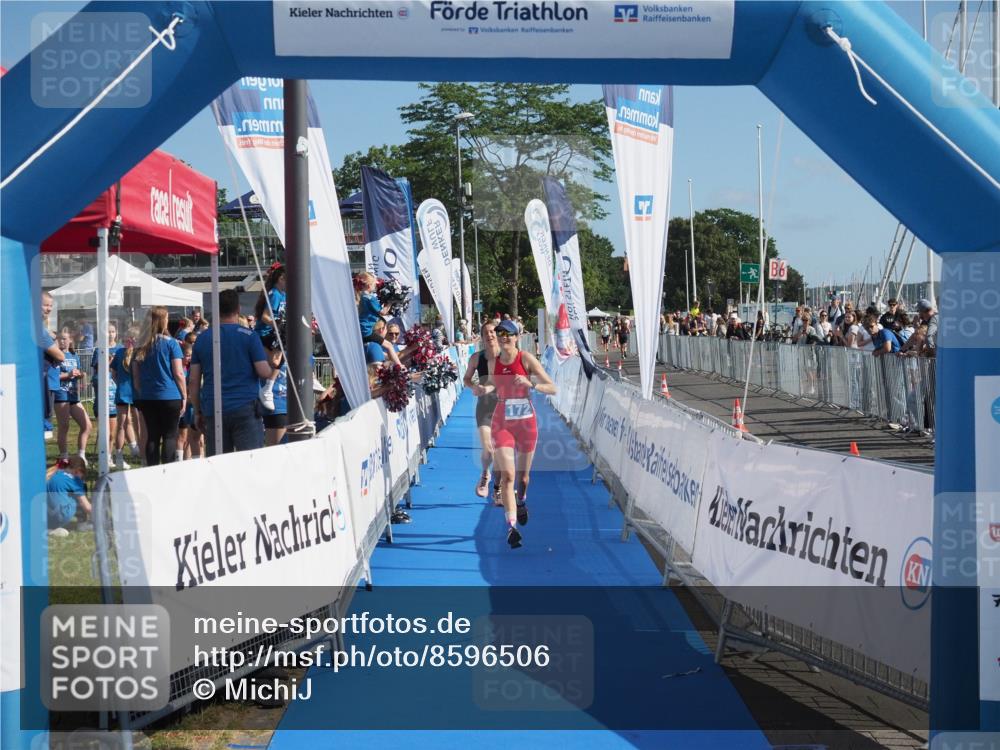 17.08.2025 - KN Förde Triathlon 2025 MichiJ http://msf.ph/oto/8596506 17.08.2025 10:41:27 Laufen 172, 218 meine-sportfotos.de