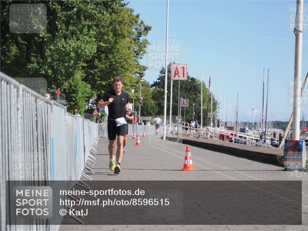 17.08.2025 - KN Förde Triathlon 2025 KatJ http://msf.ph/oto/8596515 17.08.2025 11:44:36 Laufen 295, 309 meine-sportfotos.de