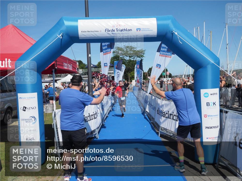 17.08.2025 - KN Förde Triathlon 2025 MichiJ http://msf.ph/oto/8596530 17.08.2025 13:58:22 Laufen 397 meine-sportfotos.de