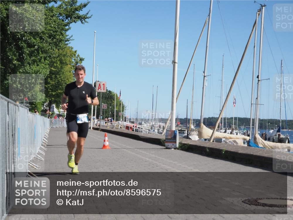 17.08.2025 - KN Förde Triathlon 2025 KatJ http://msf.ph/oto/8596575 17.08.2025 11:44:39 Laufen 295, 309 meine-sportfotos.de