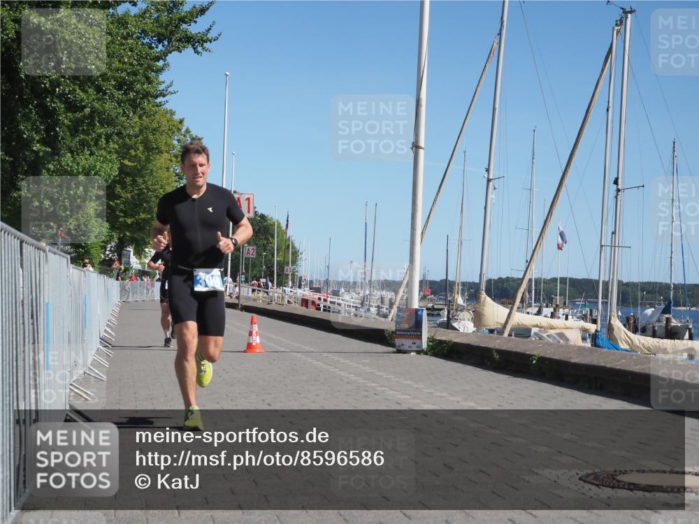 17.08.2025 - KN Förde Triathlon 2025 KatJ http://msf.ph/oto/8596586 17.08.2025 11:44:39 Laufen 295, 309 meine-sportfotos.de