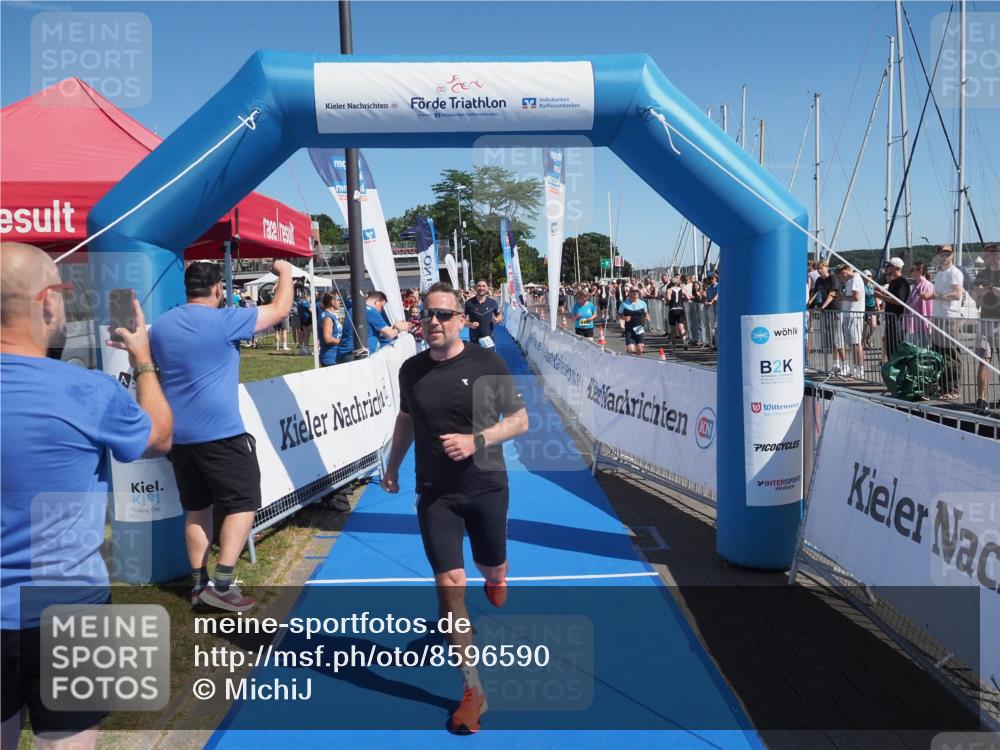 17.08.2025 - KN Förde Triathlon 2025 MichiJ http://msf.ph/oto/8596590 17.08.2025 12:06:14 Laufen 281, 300 meine-sportfotos.de