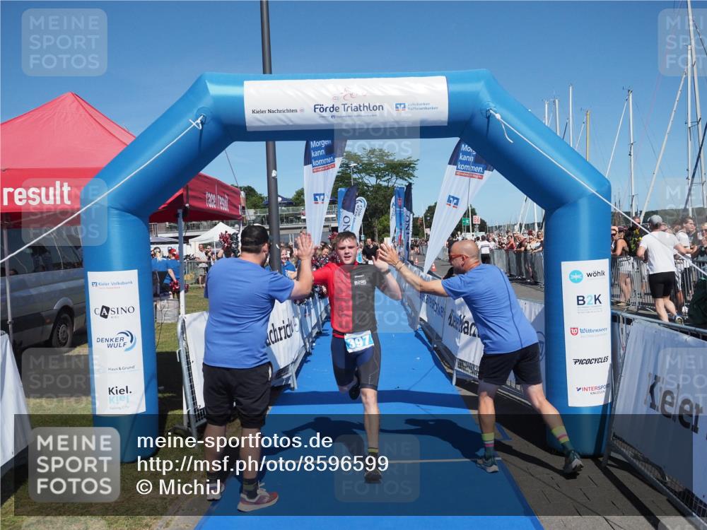 17.08.2025 - KN Förde Triathlon 2025 MichiJ http://msf.ph/oto/8596599 17.08.2025 13:58:24 Laufen 397, 509 meine-sportfotos.de