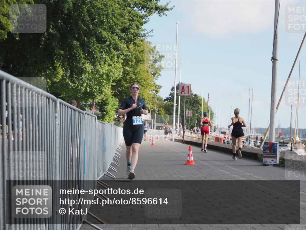 17.08.2025 - KN Förde Triathlon 2025 KatJ http://msf.ph/oto/8596614 17.08.2025 10:26:24 Laufen 122, 146 meine-sportfotos.de