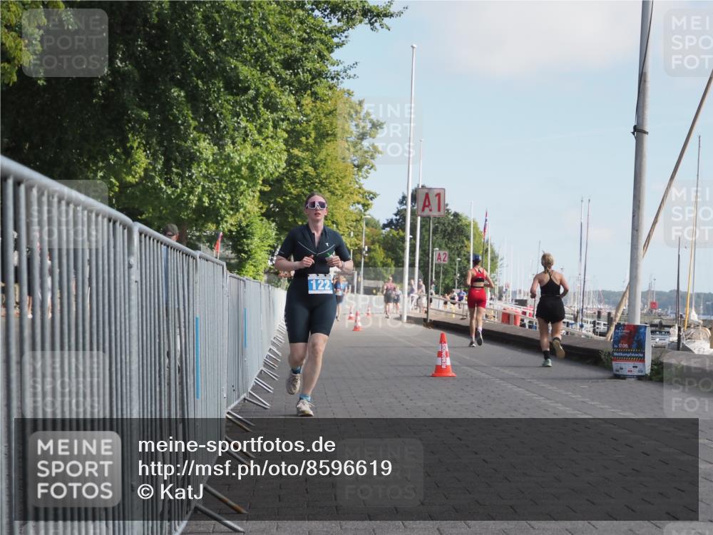 17.08.2025 - KN Förde Triathlon 2025 KatJ http://msf.ph/oto/8596619 17.08.2025 10:26:24 Laufen 122, 146 meine-sportfotos.de