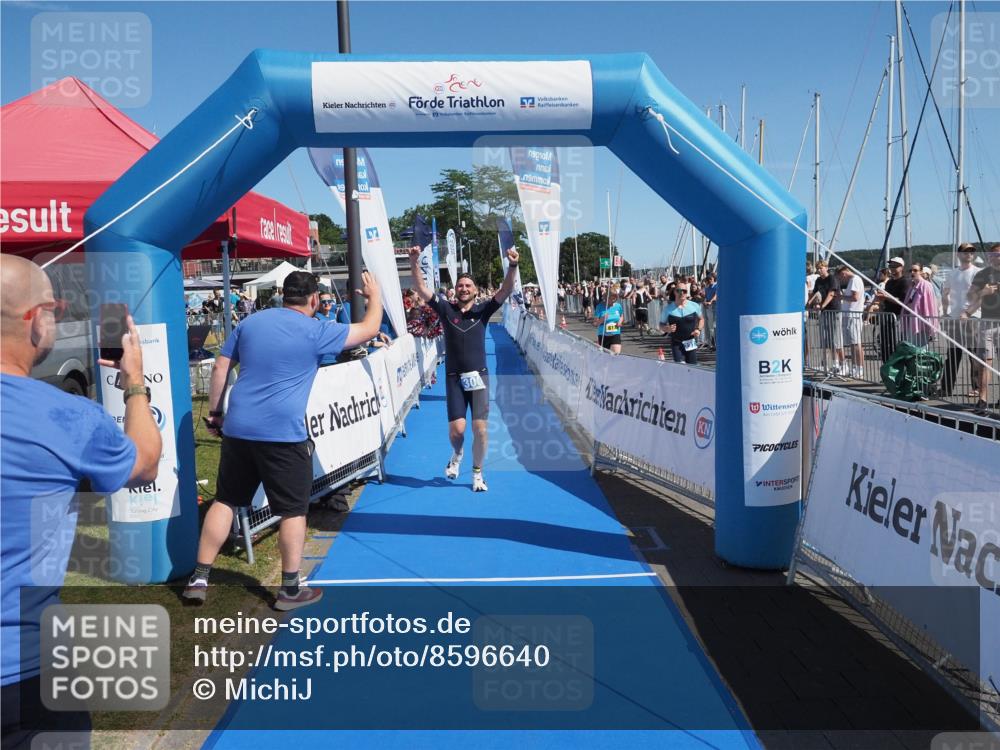 17.08.2025 - KN Förde Triathlon 2025 MichiJ http://msf.ph/oto/8596640 17.08.2025 12:06:15 Laufen 281, 300 meine-sportfotos.de