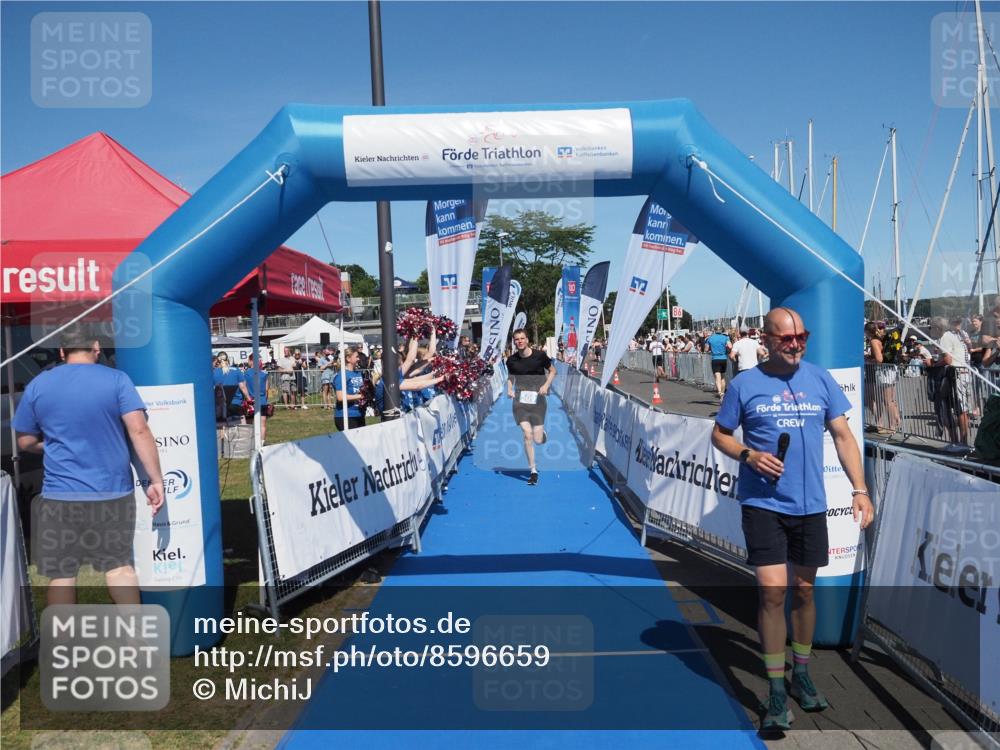 17.08.2025 - KN Förde Triathlon 2025 MichiJ http://msf.ph/oto/8596659 17.08.2025 13:58:27 Laufen 397, 509 meine-sportfotos.de