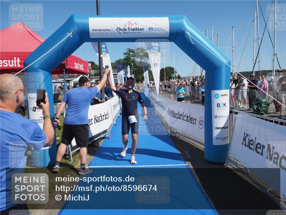 17.08.2025 - KN Förde Triathlon 2025 MichiJ http://msf.ph/oto/8596674 17.08.2025 12:06:16 Laufen 281, 300 meine-sportfotos.de