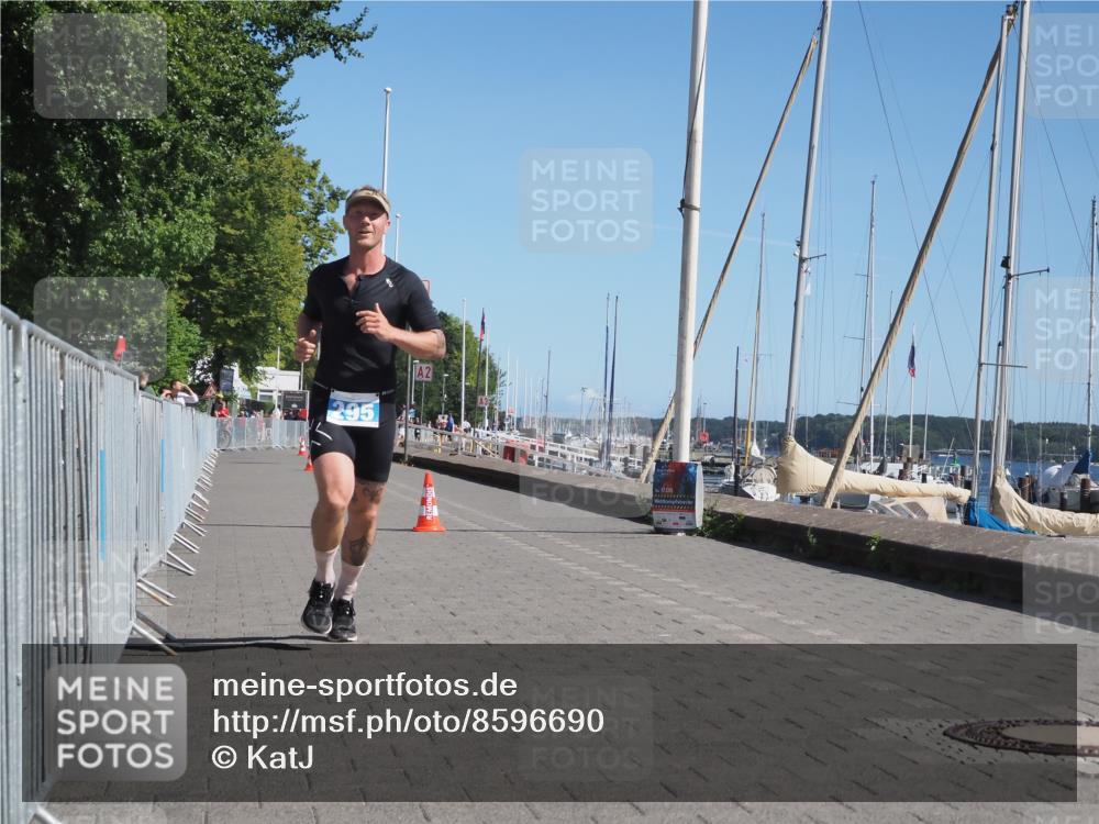 17.08.2025 - KN Förde Triathlon 2025 KatJ http://msf.ph/oto/8596690 17.08.2025 11:44:42 Laufen 295, 309 meine-sportfotos.de