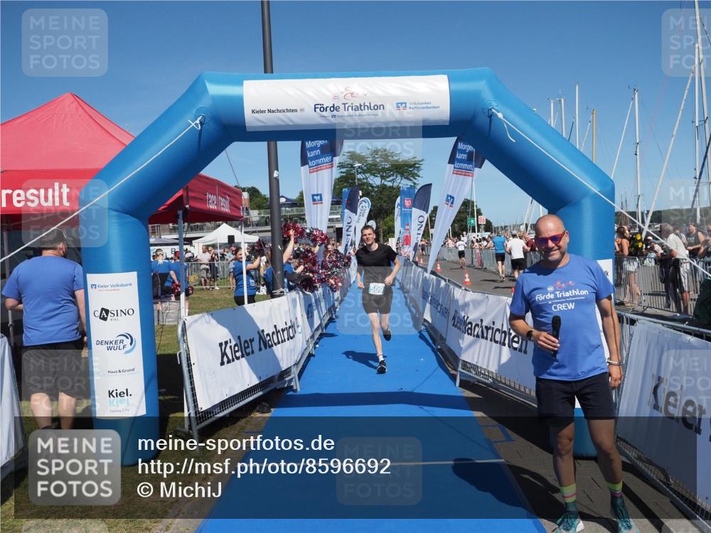 17.08.2025 - KN Förde Triathlon 2025 MichiJ http://msf.ph/oto/8596692 17.08.2025 13:58:28 Laufen 397, 509 meine-sportfotos.de