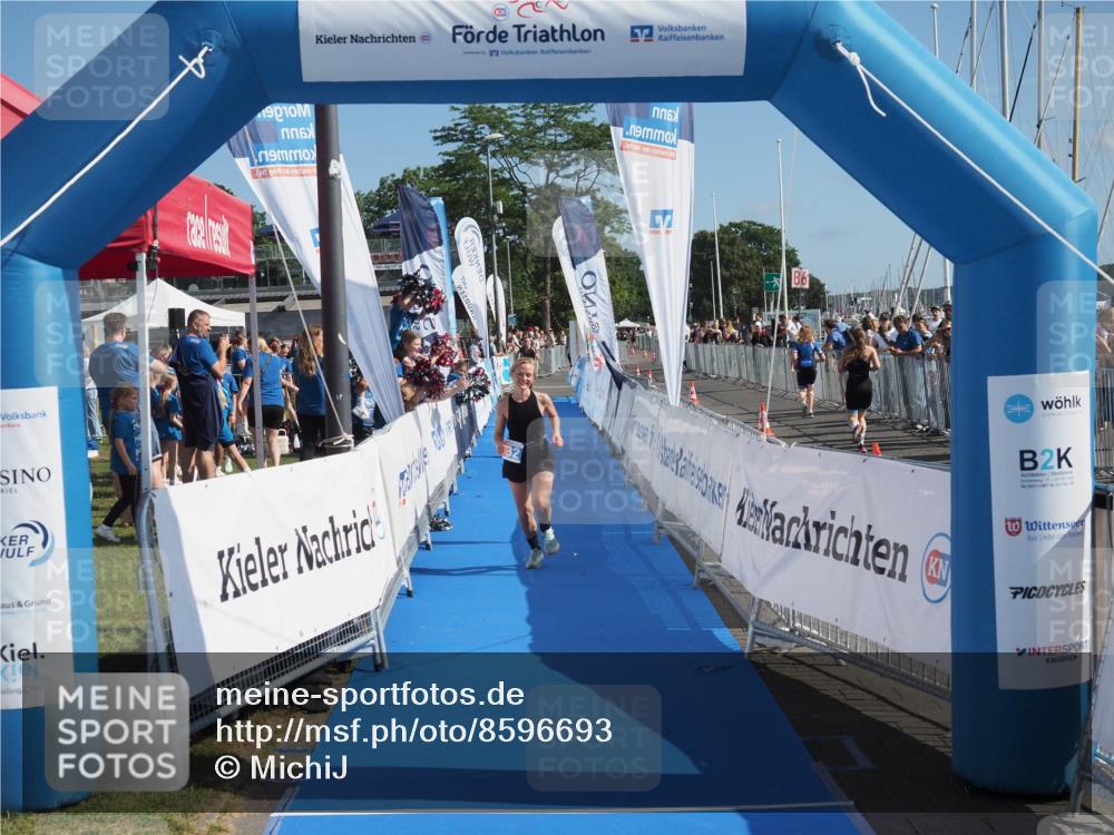17.08.2025 - KN Förde Triathlon 2025 MichiJ http://msf.ph/oto/8596693 17.08.2025 10:41:47 Laufen 182 meine-sportfotos.de