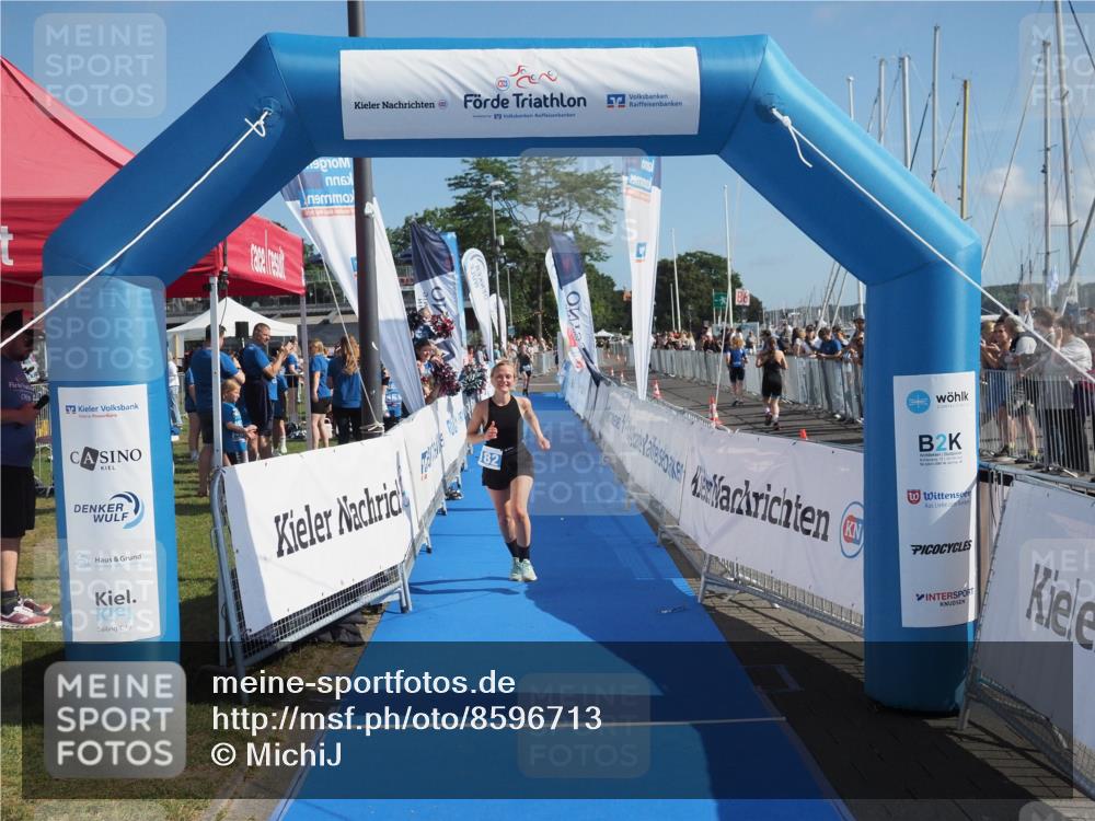 17.08.2025 - KN Förde Triathlon 2025 MichiJ http://msf.ph/oto/8596713 17.08.2025 10:41:47 Laufen 182 meine-sportfotos.de