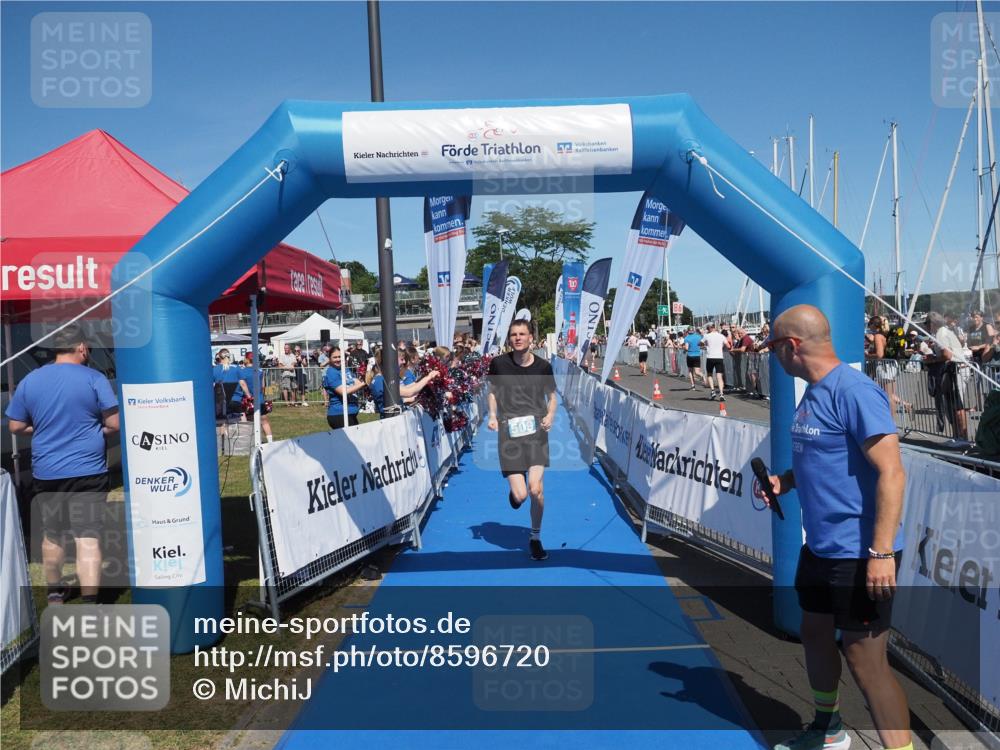 17.08.2025 - KN Förde Triathlon 2025 MichiJ http://msf.ph/oto/8596720 17.08.2025 13:58:28 Laufen 397, 509 meine-sportfotos.de