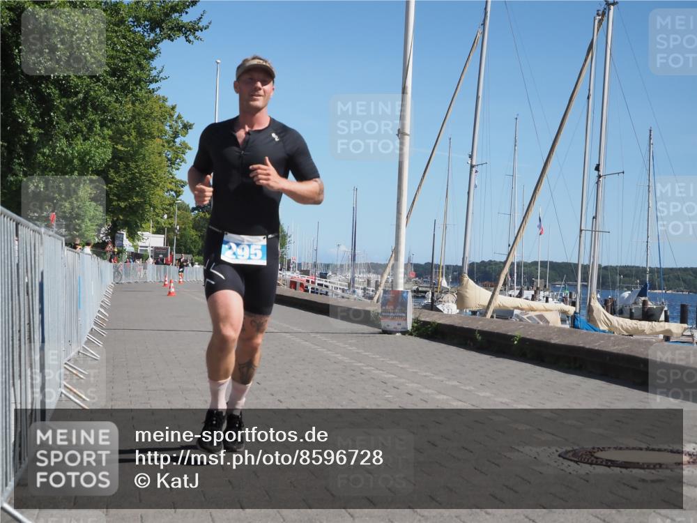 17.08.2025 - KN Förde Triathlon 2025 KatJ http://msf.ph/oto/8596728 17.08.2025 11:44:43 Laufen 295, 309 meine-sportfotos.de
