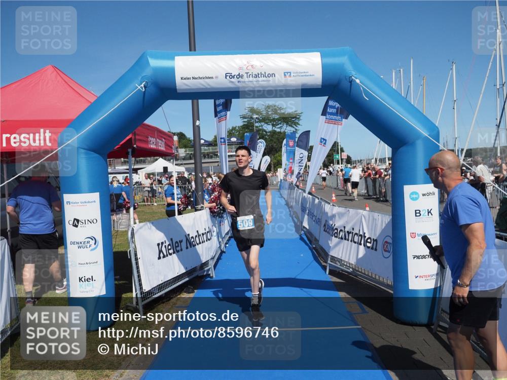 17.08.2025 - KN Förde Triathlon 2025 MichiJ http://msf.ph/oto/8596746 17.08.2025 13:58:29 Laufen 397, 509 meine-sportfotos.de