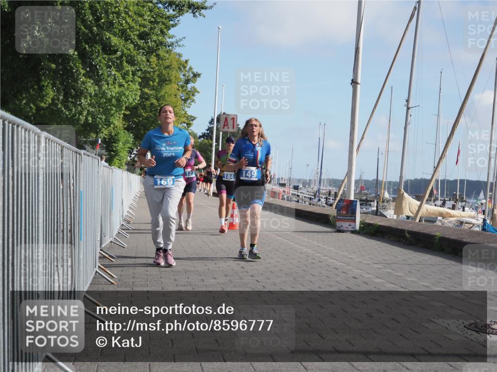 17.08.2025 - KN Förde Triathlon 2025 KatJ http://msf.ph/oto/8596777 17.08.2025 10:26:42 Laufen 102, 127, 149, 169, 184 meine-sportfotos.de