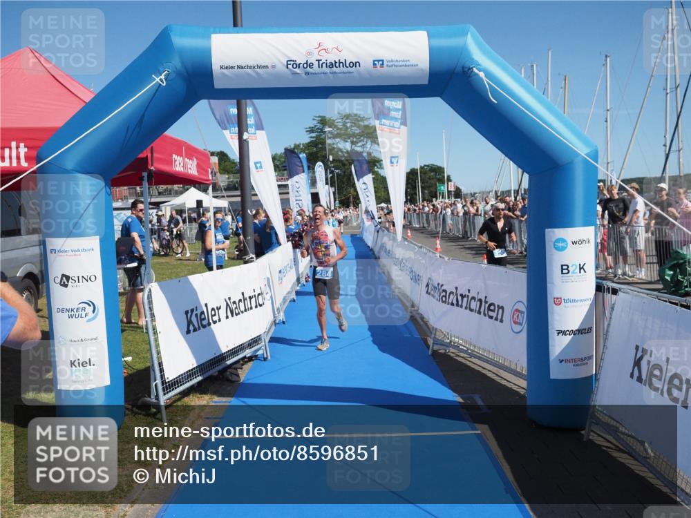 17.08.2025 - KN Förde Triathlon 2025 MichiJ http://msf.ph/oto/8596851 17.08.2025 12:06:40 Laufen 284 meine-sportfotos.de