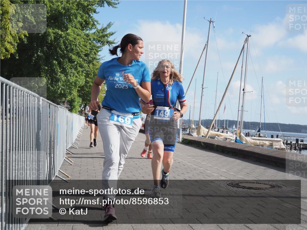 17.08.2025 - KN Förde Triathlon 2025 KatJ http://msf.ph/oto/8596853 17.08.2025 10:26:45 Laufen 102, 127, 149, 169, 184 meine-sportfotos.de