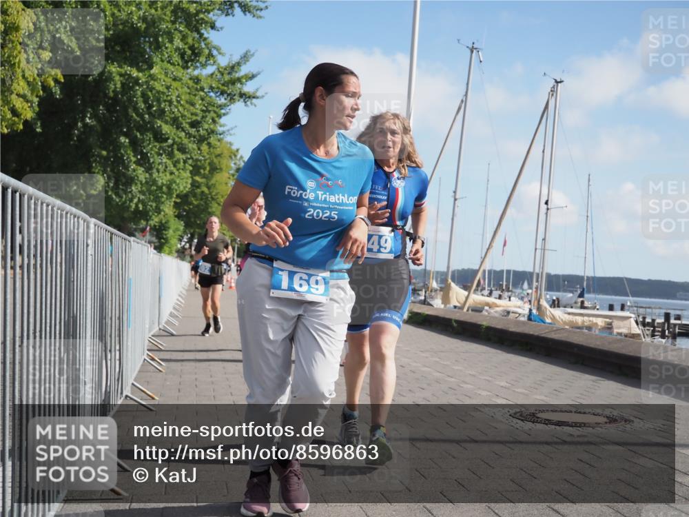 17.08.2025 - KN Förde Triathlon 2025 KatJ http://msf.ph/oto/8596863 17.08.2025 10:26:45 Laufen 102, 127, 149, 169, 184 meine-sportfotos.de