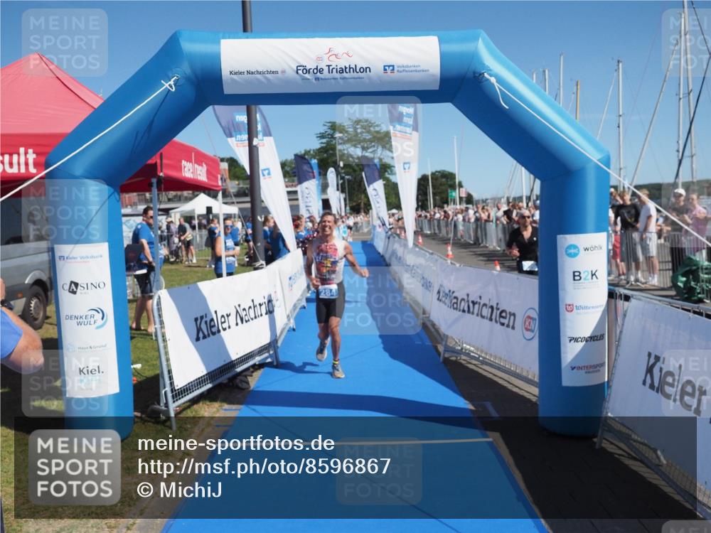 17.08.2025 - KN Förde Triathlon 2025 MichiJ http://msf.ph/oto/8596867 17.08.2025 12:06:40 Laufen 284 meine-sportfotos.de