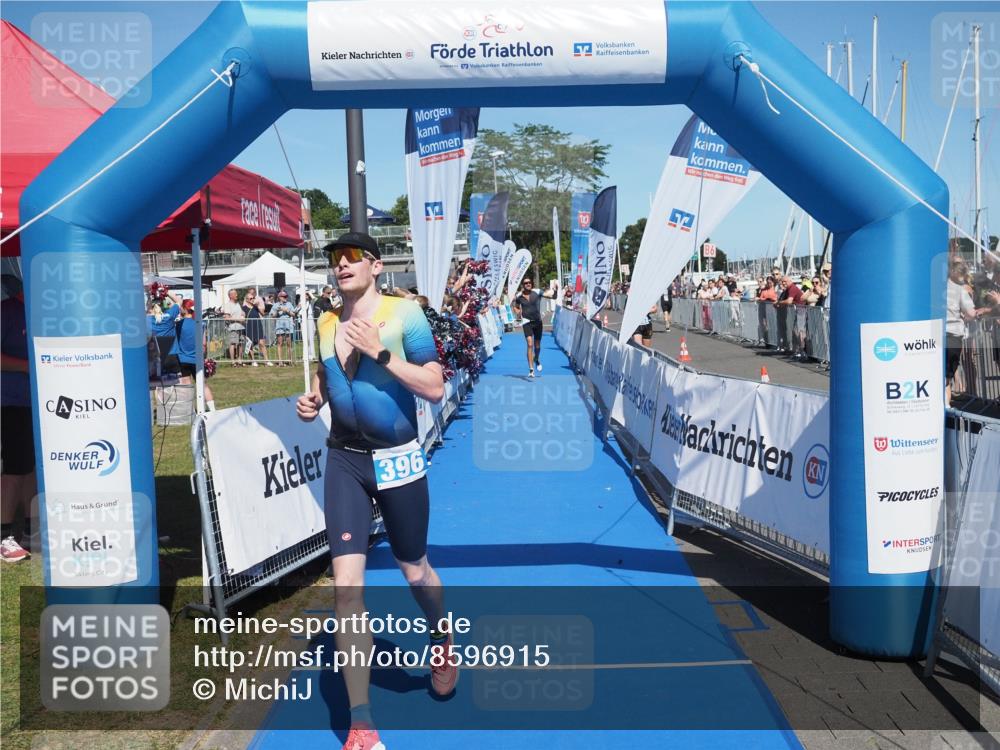 17.08.2025 - KN Förde Triathlon 2025 MichiJ http://msf.ph/oto/8596915 17.08.2025 13:58:47 Laufen 396, 502 meine-sportfotos.de