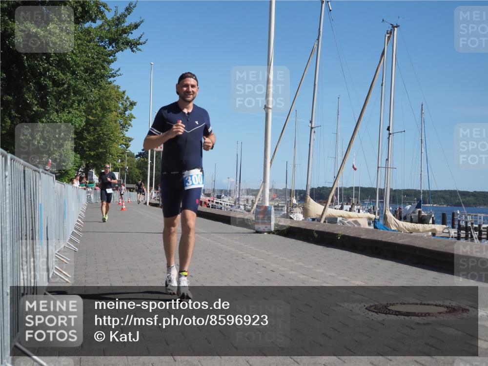 17.08.2025 - KN Förde Triathlon 2025 KatJ http://msf.ph/oto/8596923 17.08.2025 11:45:23 Laufen 288, 300 meine-sportfotos.de
