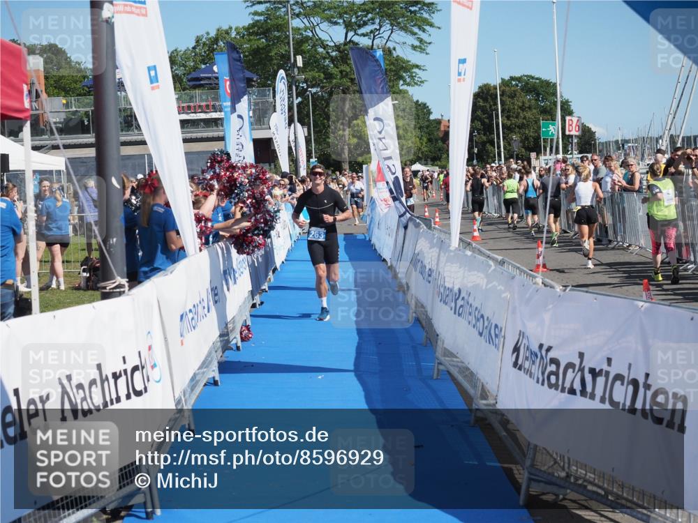 17.08.2025 - KN Förde Triathlon 2025 MichiJ http://msf.ph/oto/8596929 17.08.2025 12:07:23 Laufen 263 meine-sportfotos.de