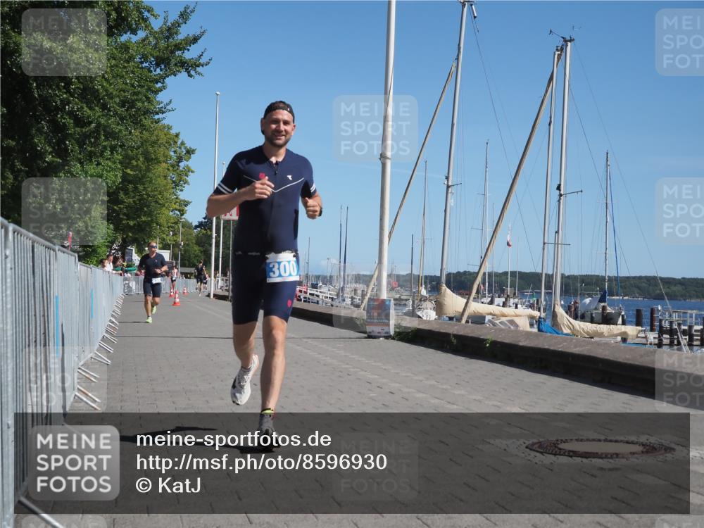 17.08.2025 - KN Förde Triathlon 2025 KatJ http://msf.ph/oto/8596930 17.08.2025 11:45:23 Laufen 288, 300 meine-sportfotos.de