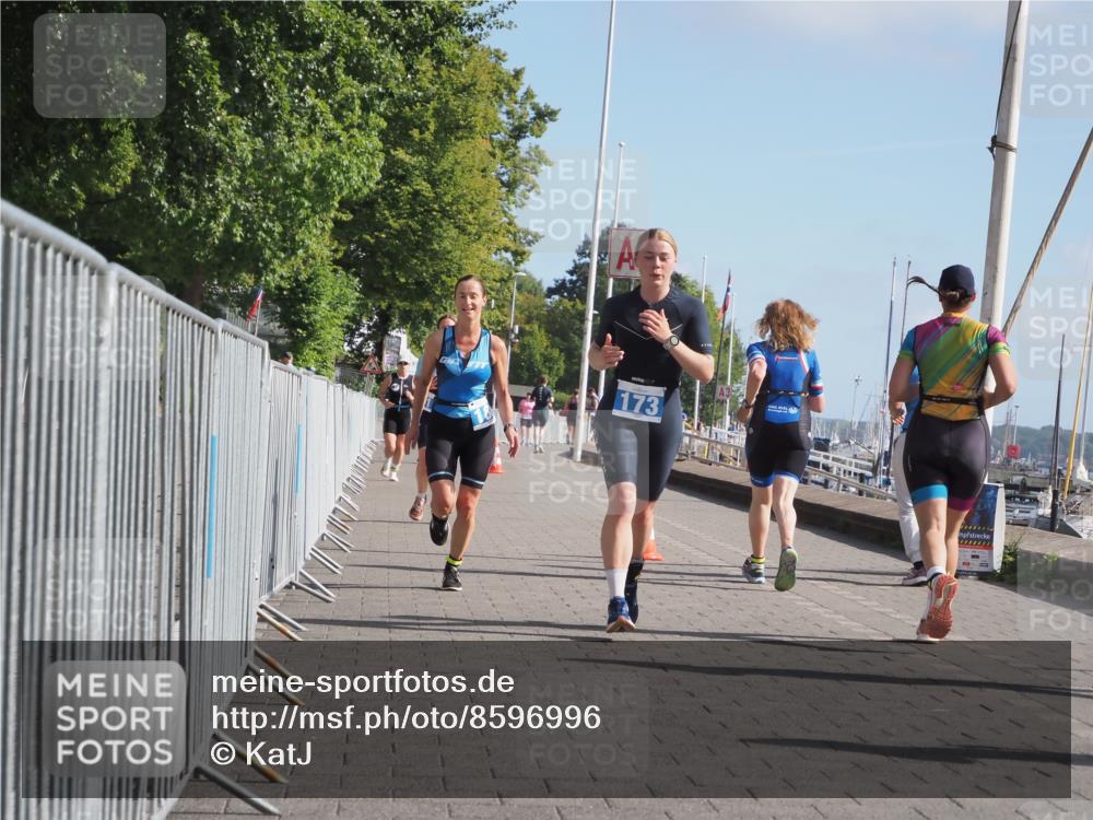 17.08.2025 - KN Förde Triathlon 2025 KatJ http://msf.ph/oto/8596996 17.08.2025 10:26:54 Laufen 173, 180, 211 meine-sportfotos.de