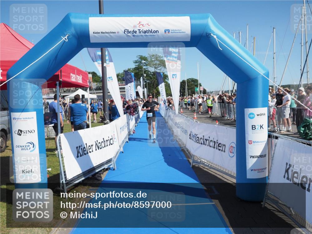17.08.2025 - KN Förde Triathlon 2025 MichiJ http://msf.ph/oto/8597000 17.08.2025 12:07:25 Laufen 263 meine-sportfotos.de